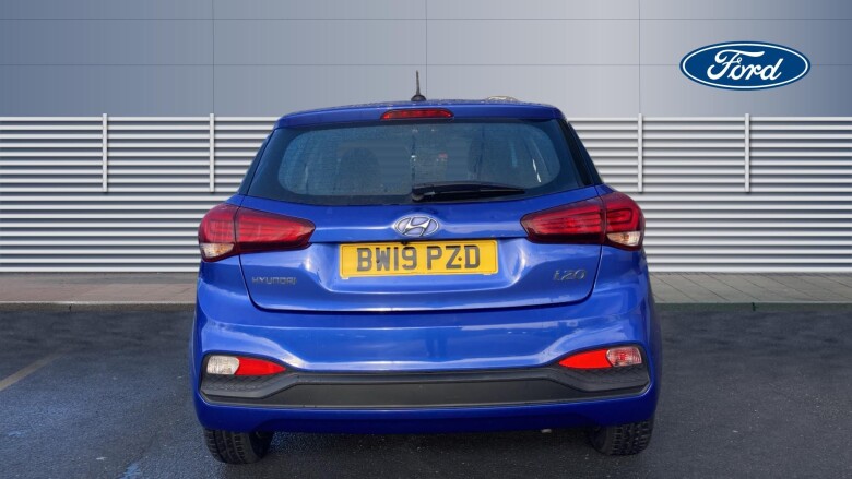Hyundai i20 1.2 MPi S Connect 5dr Petrol Hatchback
